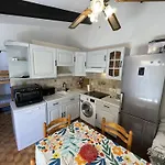 Pavillon T2 Cabine, 6 Couchages, Cour Privée, Piscine, Parking, Proche - St Cyprien - Fr-1-106-34 * Saint-Cyprien (Pyrenees-Orientales)