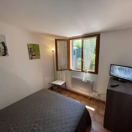 Pavillon T2 Cabine, 6 Couchages, Cour Privee, Piscine, Parking, Proche - St Cyprien - Fr-1-106-34 Villa