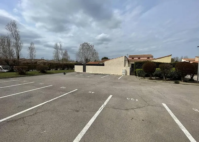 Villa Pavillon T2 Cabine, 6 Couchages, Cour Privee, Piscine, Parking, Proche - St Cyprien - Fr-1-106-34 *