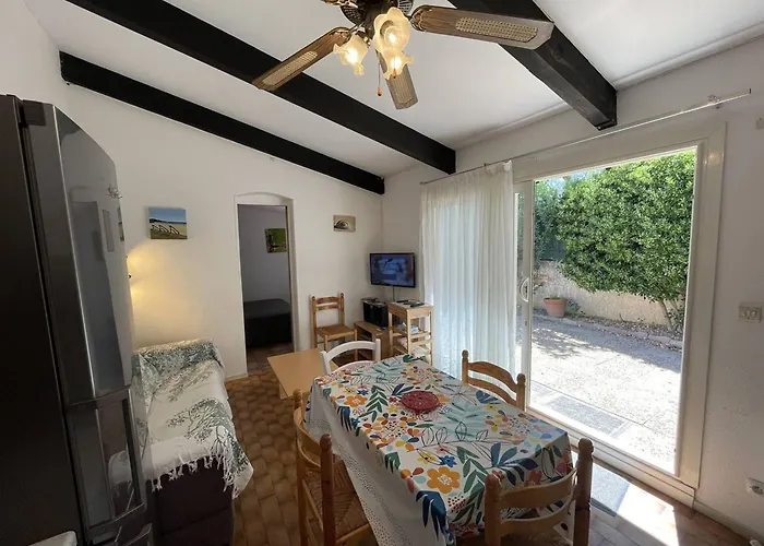 Pavillon T2 Cabine, 6 Couchages, Cour Privee, Piscine, Parking, Proche - St Cyprien - Fr-1-106-34 Villa *